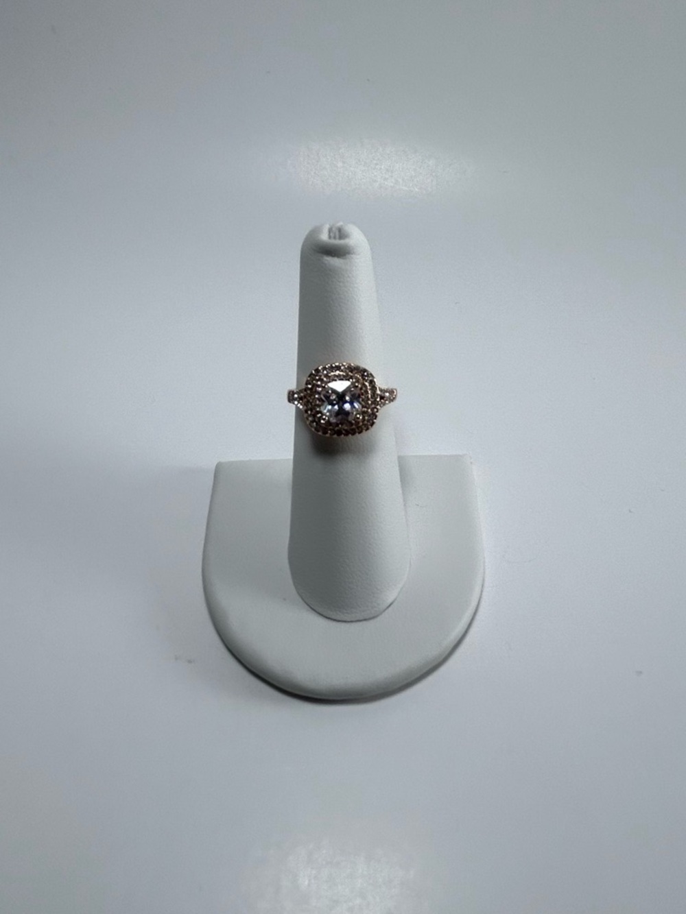 Rose Gold Halo Ring with Center Stone Size 7 - Picture 2 of 11